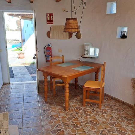 Inviting 1-Bedroom House 'Esquina' Finca Vistamar Salobre  Exteriör bild